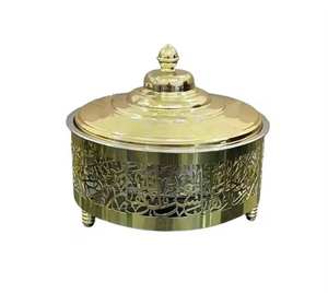 Casserole ronde élégante de style arabe avec couvercle plaqué or et accents en bois Design en métal attrayant - Product Image 5
