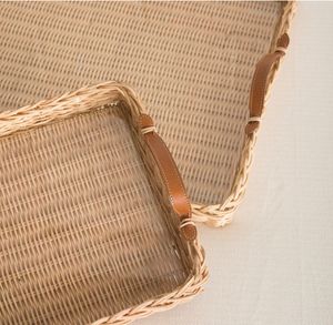 Plateau en rotin rectangulaire naturel avec motif en rotin treillis et poignée pour ranger les ustensiles de cuisine et les décorations pour la maison - Product Image 5