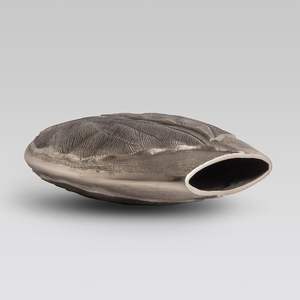 Vase à fleurs moderne en aluminium et métal au design vintage pour la décoration intérieure Vase de luxe pour le salon et la fête - Product Image 6