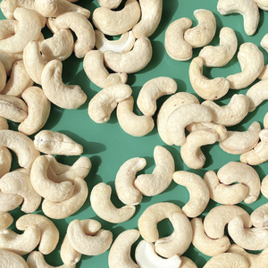 Noix de cajou de qualité supérieure WW180, WW240, WW320, LP, noix de cajou brutes, emballage personnalisé en Chine - Product Image 1