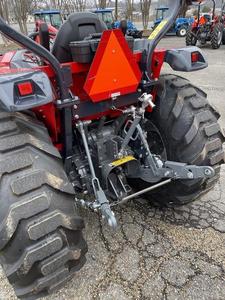 Massey Ferguson MF 1800M Series MF 1840 M Power Shuttle Tracteurs d'occasion - Product Image 4