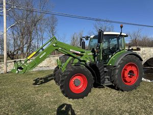 Tractor de orugas Fendt 716 Vario 2023 con motor de 10 HP, tracción 4x4 y transmisión de engranajes de alta productividad - Product Image 6