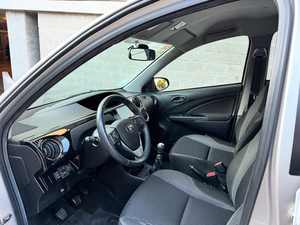 Toyota Etios d'occasion 2020, abordable et en bon état - Product Image 4