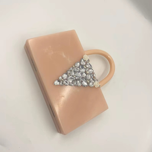 Bolso de Mano de Resina Hecho a Mano de Lujo para Mujer |   Bolso de Noche Acrílico con Acabado Brillante |   Bolso de Mano para Bodas, Fiestas de Novia y Fiestas Nocturnas - Product Image 1