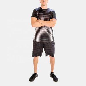 Ensemble décontracté d'été personnalisé pour hommes, 100 % polyester et coton respirant, avec short et t-shirt à manches courtes, 2 pièces unies, vente en gros - Product Image 2