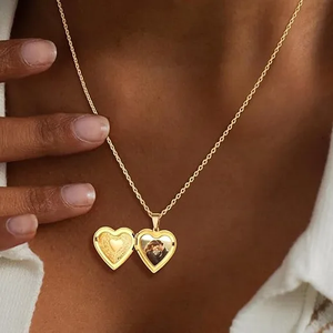 Collar con colgante en forma de corazón de viento para mujer, diseño tridimensional de acero inoxidable 304 para usar en festivales de moda - Product Image 1