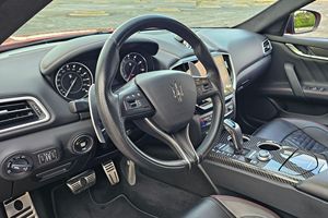 Maserati Ghibli F Tributo Q4 USADO de 2022 - Product Image 5