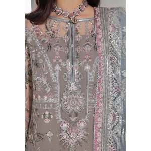 Ensemble de costume en résille brodé pour femmes SF-184 - Product Image 3