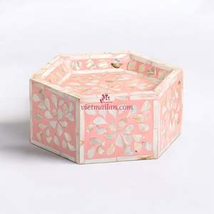 Support à gâteau en nacre fait à la main pour la présentation de gâteaux, usage domestique et événements, en provenance du Vietnam - Product Image 5