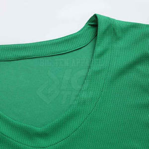 Nuevo Uniforme de Baloncesto Elegante con Colores Personalizados y Diseños Únicos, Ideal para la Identidad del Equipo y el Rendimiento - Product Image 5