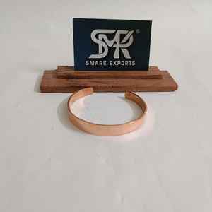 Brazalete Ancho de Cobre Liso, Ajustable, Abierto, Hecho a Mano, Acabado Antiguo/Pulido, Tradicional, Ligero, para Hombres y Mujeres - Product Image 5