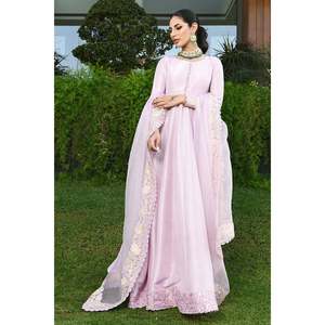 Conjunto de traje para mujer Heirloom Lilac Kalidaar y Dupatta - Product Image 1