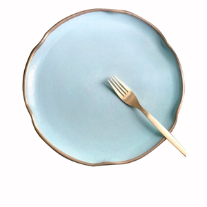 Assiette de service pour desserts et aliments en émail artisanal de qualité supérieure pour la décoration de la restauration, utilisation de la plaque de charge en bois de mangue - Product Image 1