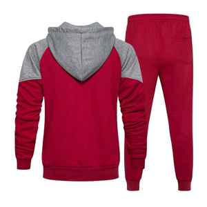 2025 Pakistán Sialkot Made Active Wear cómodo y transpirable Slim Fit Sweatsuit Venta superior para hombres Conjuntos de chándales - Product Image 2