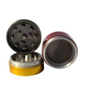 Superbros เครื่องบดสมุนไพร Rasta 4ชิ้นเครื่องบดเครื่องเทศยาสูบกล่องบรรจุและออกแบบบริการขายส่ง - Product Image 2