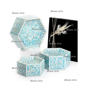 Juego de 3 Soportes para Pastel de Diferentes Tamaños en Madreperla y Madera, Soporte para Postres de Home Arts - Product Image 5