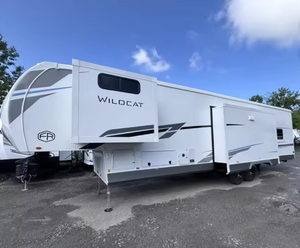 รถบ้านมือสอง 3 เดือนการใช้งาน ปี 2023 2024 2025 ยี่ห้อ Forest River รุ่น Fifth Wheel Wildcat 34CRIB รถพ่วงเดินทาง RV - Product Image 2