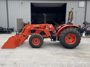 Tractor Kubota M7060 de 70HP con Transmisión por Engranajes, Tractor Utilitario Agrícola con Pala Frontal para Trabajos en Campos y Jardines - Product Image 5