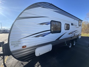 Usagé 2019 F-o-r-e-s-t R-i-v-e-r Salem Cr-u-i-s-e L-i-t-e 201BHXL - Product Image 6