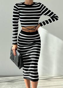 ชุดกระโปรงสองชิ้นถักสำหรับผู้หญิง, ชุดกระโปรงกางเกงแขนยาวลายทางสีตัดกันชุดแฟชั่นสำหรับฤดูหนาว - Product Image 3