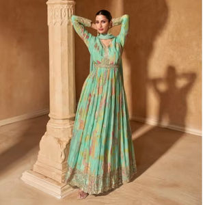 Traje Anarkali completamente cosido de tela Chinon con estampado Digital de varios colores Premium con Dupatta perfecto para la temporada de bodas - Product Image 1