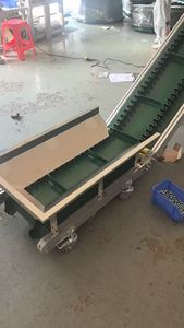 Sistem Konveyor Sabuk Angkat Elevator Miring Konveyor Skirt Digunakan untuk Transportasi Biji-bijian Berbentuk Bubuk - Product Image 6