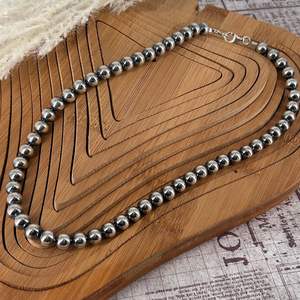 Perles Sterling 18 Pouces Collier 8mm Main Strung Élégant En Argent Sterling Bijoux Faits À La Main Cadeau Pour Les Femmes - Product Image 1