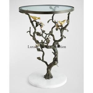 Table d'appoint personnalisée avec de longues pattes de cheval en laiton finition antique accessoires de salon et de salon fournitures - Product Image 4