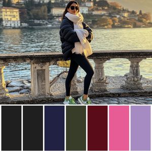 Leggings de fitness coupe ajustée pour femmes sur mesure nouveau design solide et durable pantalons pour femmes de qualité fabriqués au Pakistan à la mode à faible taux - Product Image 2