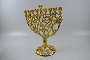 Portavelas Menorah de venta de fábrica para decoración navideña, candelabro central de boda, candelabro de diseño Vintage Menorah - Product Image 3