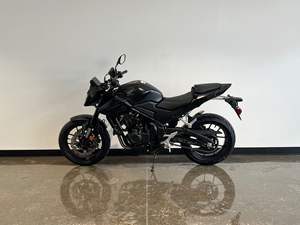 Disponible dès maintenant : Nouvelles motos CB500F (ABS) 2025 en stock - Product Image 5