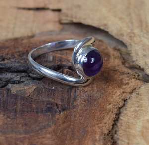 Bague en argent sterling 925 avec pierre précieuse ronde en améthyste, cadeau pour femme - Product Image 2