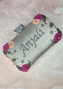 Bolso de Mano Bordado Floral Hecho a Mano con Nombre Personalizado, Bolso de Lujo para Fiesta de Noche o Boda para Mujer - Product Image 3