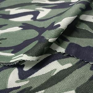 Tissu de veste d'hiver chaud Camouflage imprimé Composite Ripstop 80% Polyester recyclé - Product Image 1