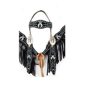 Venta caliente Premium Leather Western Headstall Breastplate Set Crystal Conchos Diseño tachonado Fabricantes al por mayor Para Caballo - Product Image 2