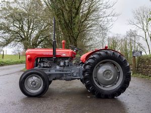 Tracteurs agricoles 135 MF165 MF175 MF185 MF188. - Product Image 4