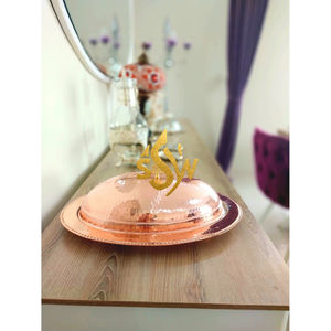 Elegante cacerola de metal con acabado en cobre, de forma circular, para servir comida caliente en la mesa y uso diario en el hogar, hecha a mano en India. - Product Image 6