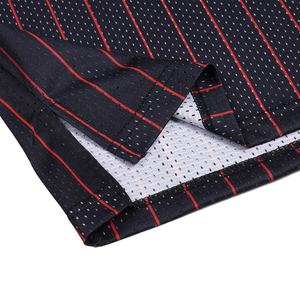 เสื้อบาสเก็ตบอลแบบกำหนดเอง สไตล์เรโทร สำหรับผู้ชาย ปักด้วยเทคนิค Tackle Twill  ชุดบาสเก็ตบอลวินเทจ ผ้าตาข่าย ชุดยูนิฟอร์มเสื้อบาสเก็ตบอล - Product Image 5