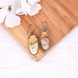 Pendientes Colgantes de Latón con Jaspe Abejorro y Rutenio Negro Hechos a Mano, Regalo de Boda Personalizable para Ella - Product Image 4