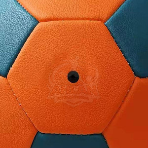 Ballons de handball professionnels en cuir PU durable, faible MOQ, pour l'entraînement et les matchs, destinés aux clubs sportifs. - Product Image 6