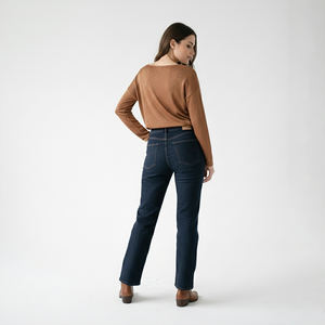 Camiseta informal de manga larga con cuello en V, diseño de sonrisa y lurex - Product Image 1