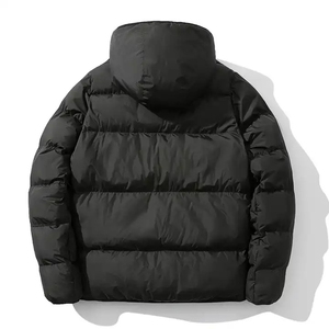 Vente en gros Veste à col à capuche en duvet pour hommes personnalisée hiver Veste chaude personnalisée légère pour l'extérieur pour hommes - Product Image 5