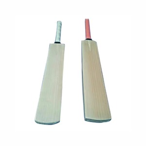 Nuevo Bate de Cricket de Mimbre Inglés 2026, Hecho a Medida, de Alta Calidad, Duradero, Ecológico y Ligero, a Precio de Mayoreo en Pakistán - Product Image 1