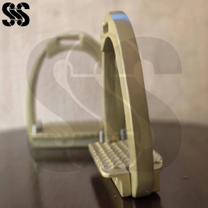 Estribos de Aluminio Ligeros de Alta Calidad para Uso Ecuestre, Seguridad en la Monta a Caballo, Duraderos, Antideslizantes, para Principiantes, Personalizables - Product Image 2