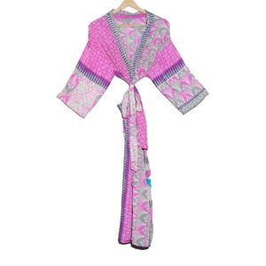Kimono de seda Sari de retazos florales Vintage para mujer, vestido de noche de seda reciclada para la vida diaria para primavera y otoño, natación térmica - Product Image 1