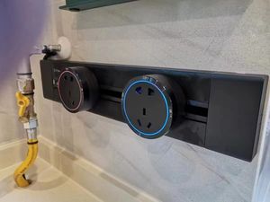 Ổ Cắm Theo Dõi Gắn Tường Bằng Nhôm Hệ Thống Phích Cắm Đường Ray Điện Mô-đun Di Chuyển Được Với Ổ Cắm Đèn Xanh Dương Và Đỏ Ổ Cắm Theo Dõi Cho Nhà Bếp - Product Image 4