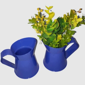 Arrosoir Bliss bleu foncé élégant bleu extérieur et maison outil de jardin pour une croissance luxuriante Ocean Breeze Inspiration - Product Image 1