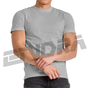 T-shirt gris demi-manches pour hommes simple look classique tissu doux et respirant parfait pour un style de rue décontracté quotidien - Product Image 2
