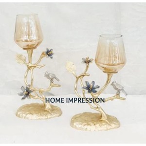 Bougeoir élégant en métal plaqué or à 4 bras pour table de mariage Chandelier décoratif Décoration intérieure en métal Bougeoir d'intérieur - Product Image 3