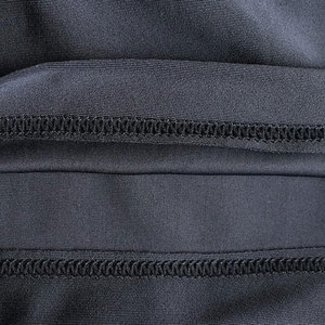 Pantalones cortos de compresión deportivos transpirables con logotipo personalizado para hombre, finos, ligeros, para gimnasio, Fitness, atléticos, para correr, pantalones cortos con patrón sólido - Product Image 3